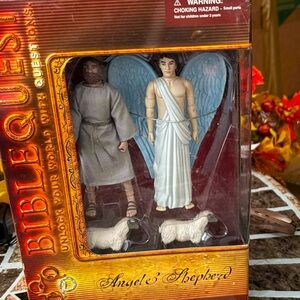 Bible Quest Angel & Shepherd action figures
